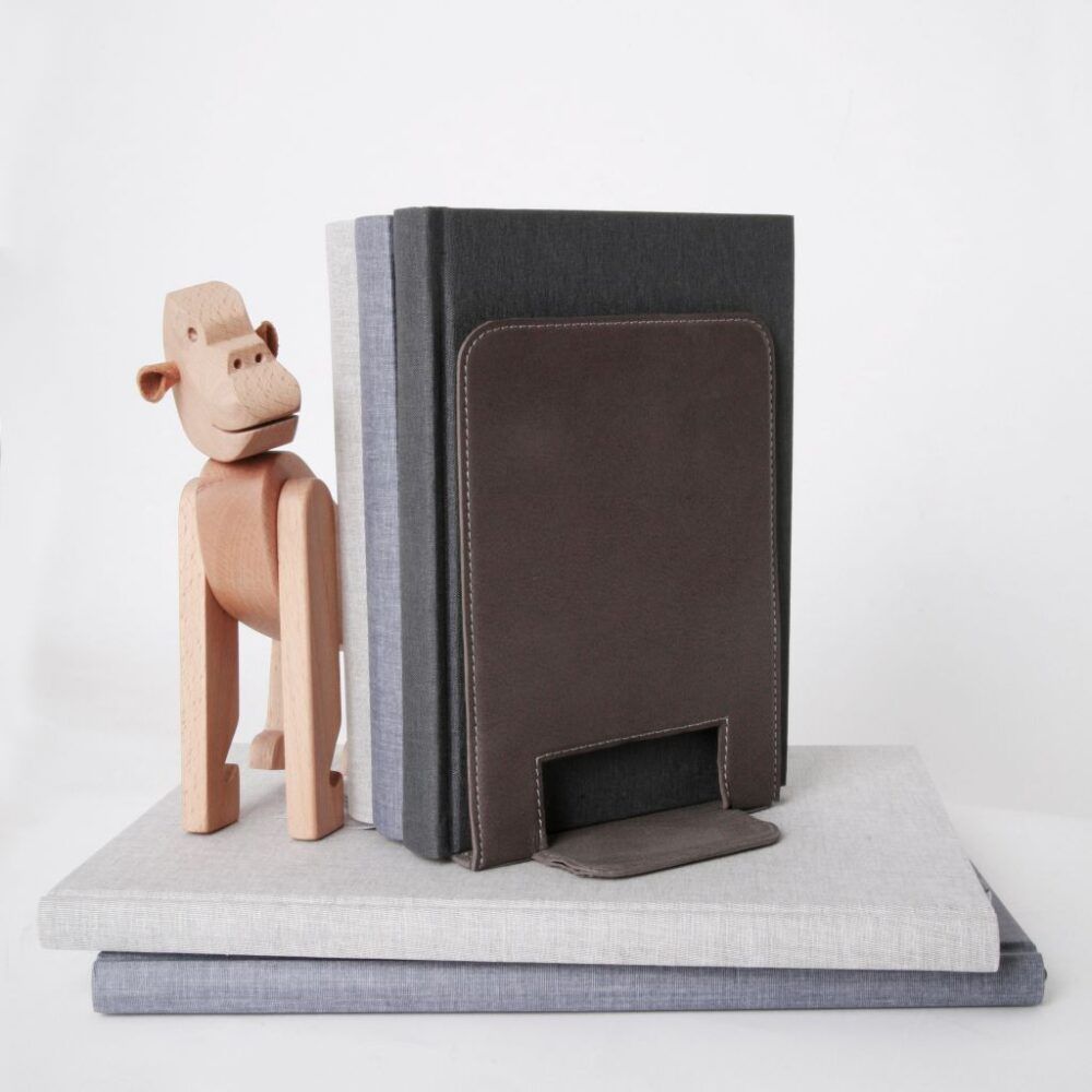 bookend-leather-and-monkey-orskov
