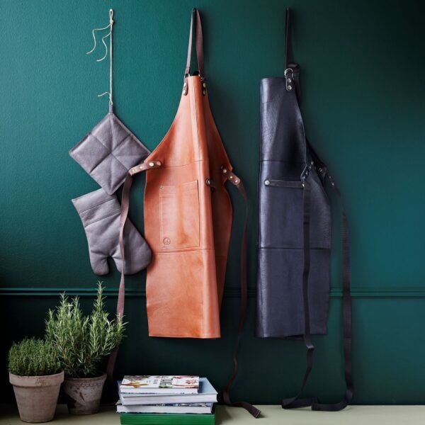 gourmet-apron-in-soft-leather-orskov