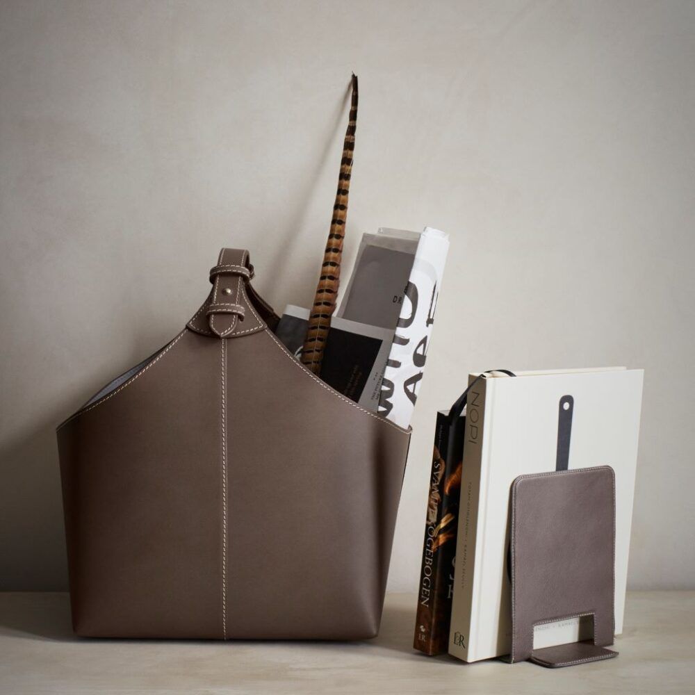 magazine-holder-and-bookend-leather-orskov