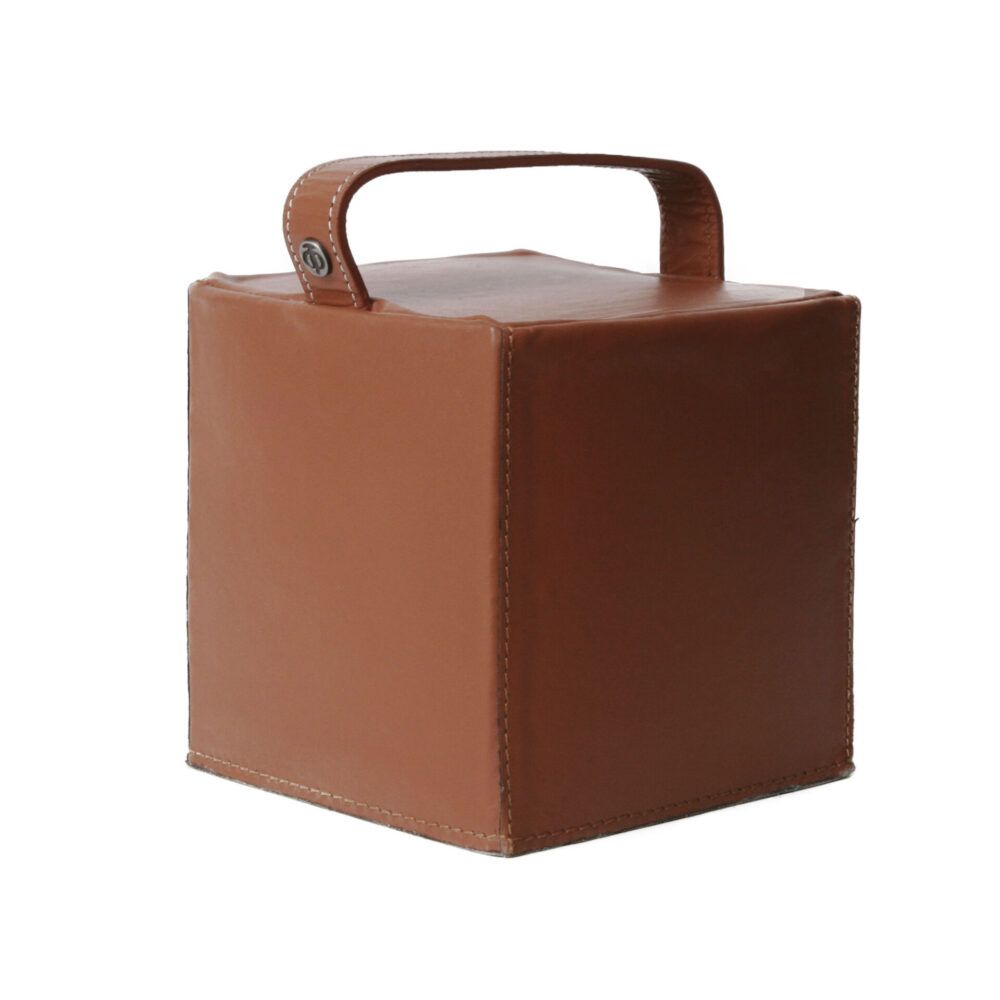 Doorstopper-Leather-5-kg.-cognac